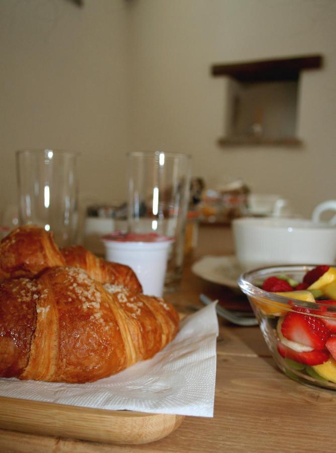 Federico II - Rooms And Breakfast Борджо-Верецці Екстер'єр фото